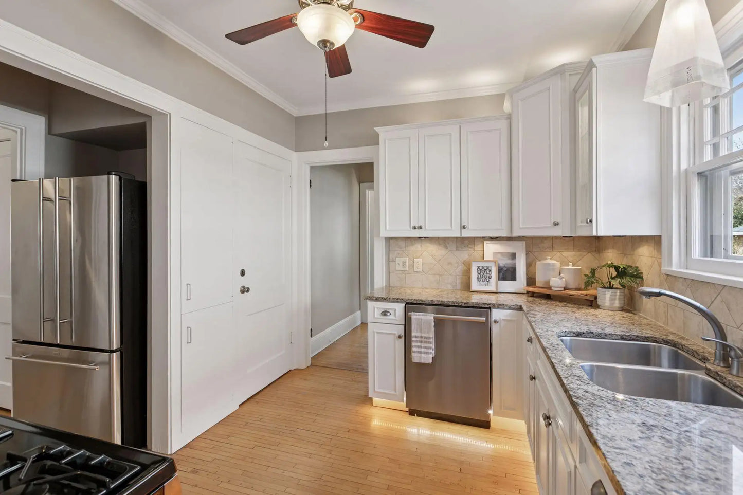 1770 Humboldt Avenue, Minneapolis, MN 55403