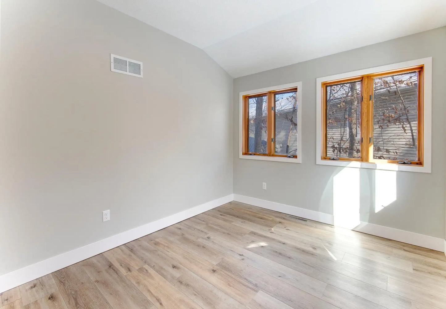 15153 Cates Lake Drive, Prior Lake, MN 55372