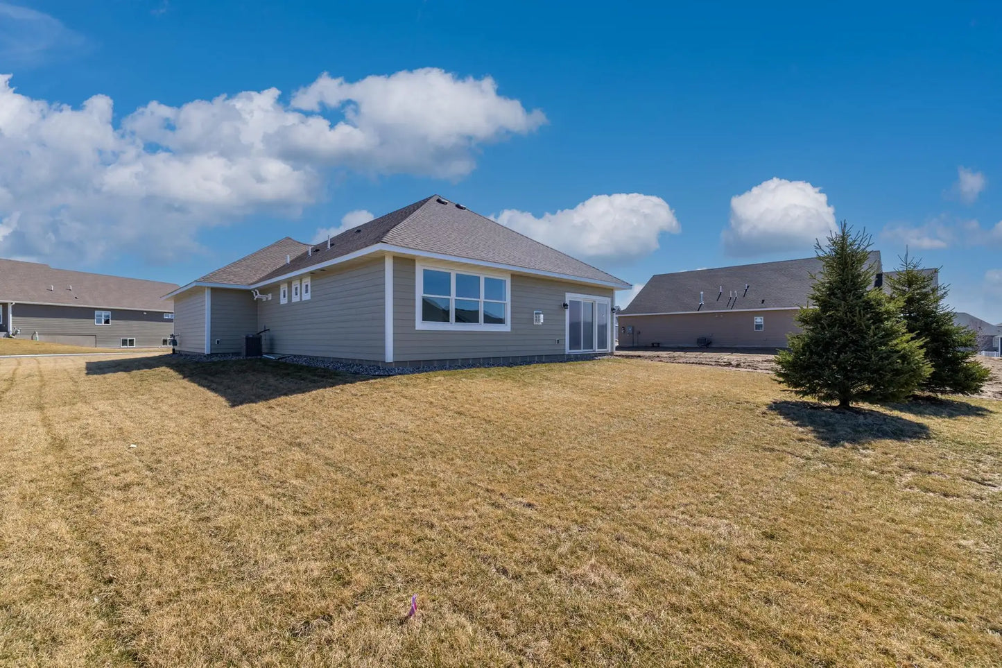 17949 Granite Court, Lakeville, MN 55044