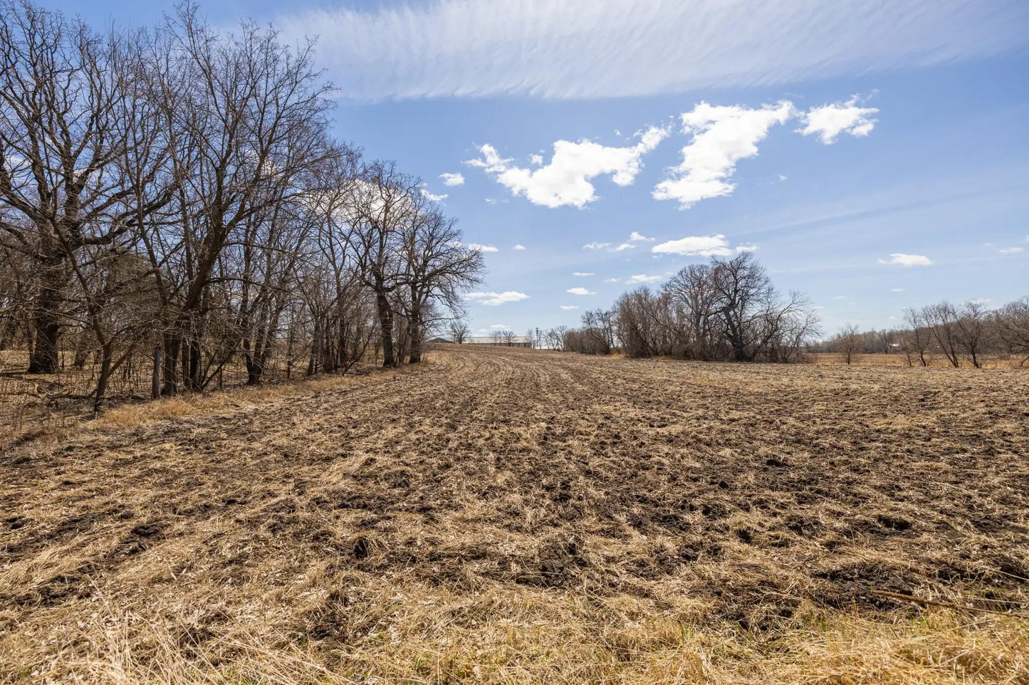 1112 River Road, Hanover, MN 55376