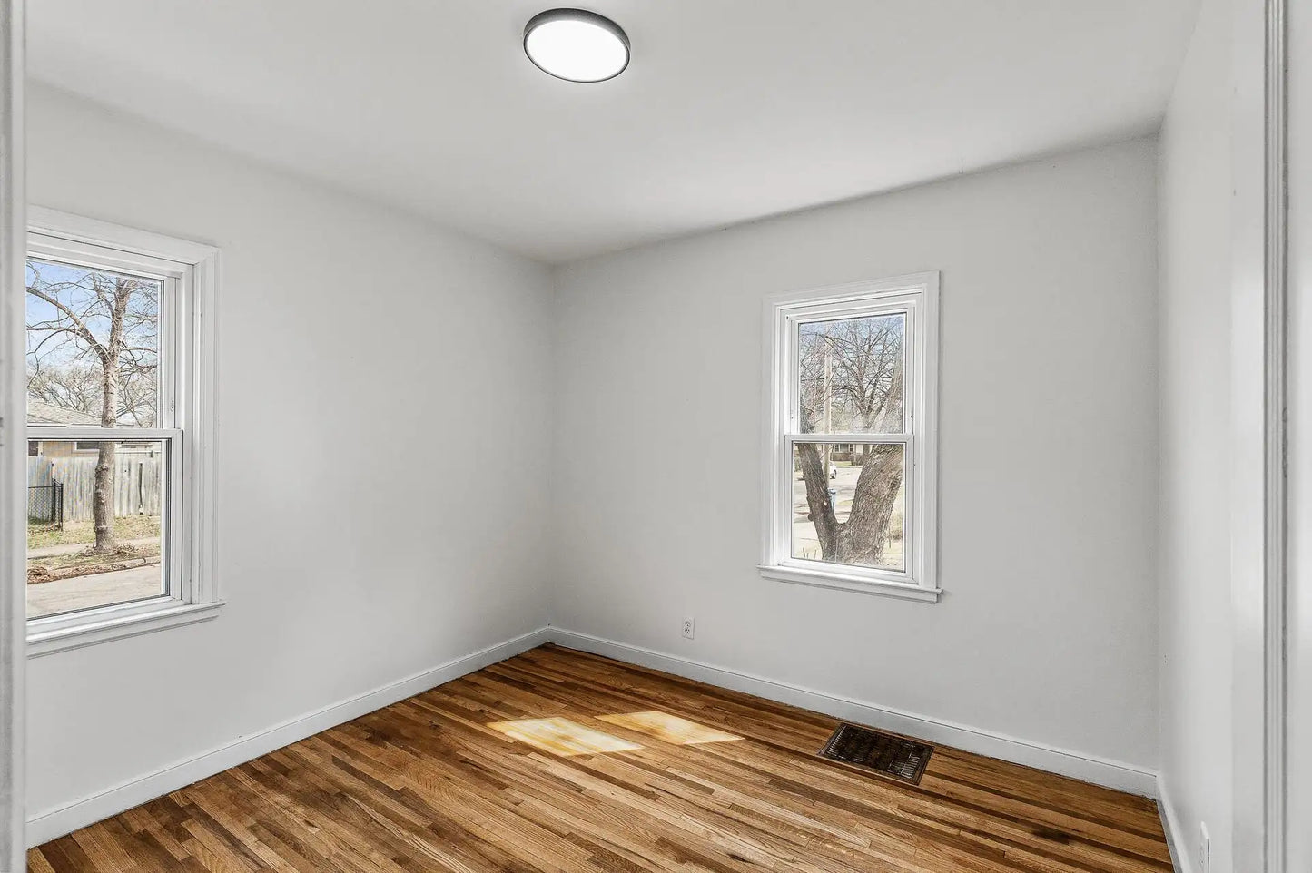 4930 Vincent Avenue, Minneapolis, MN 55430