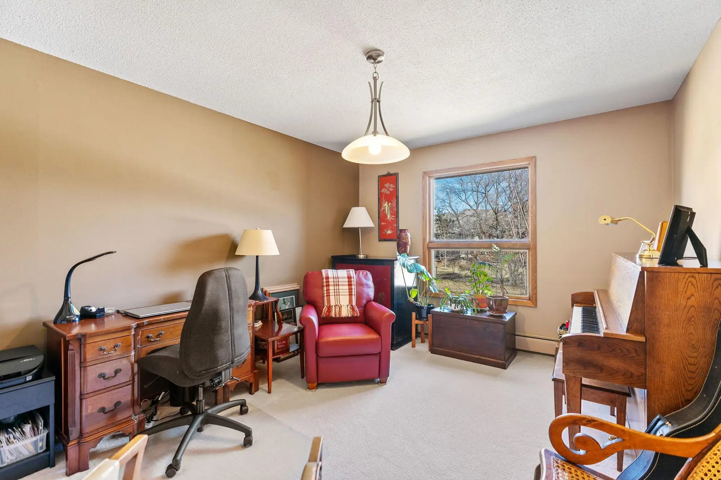 2220 Midland Grove Road, Roseville, MN 55113