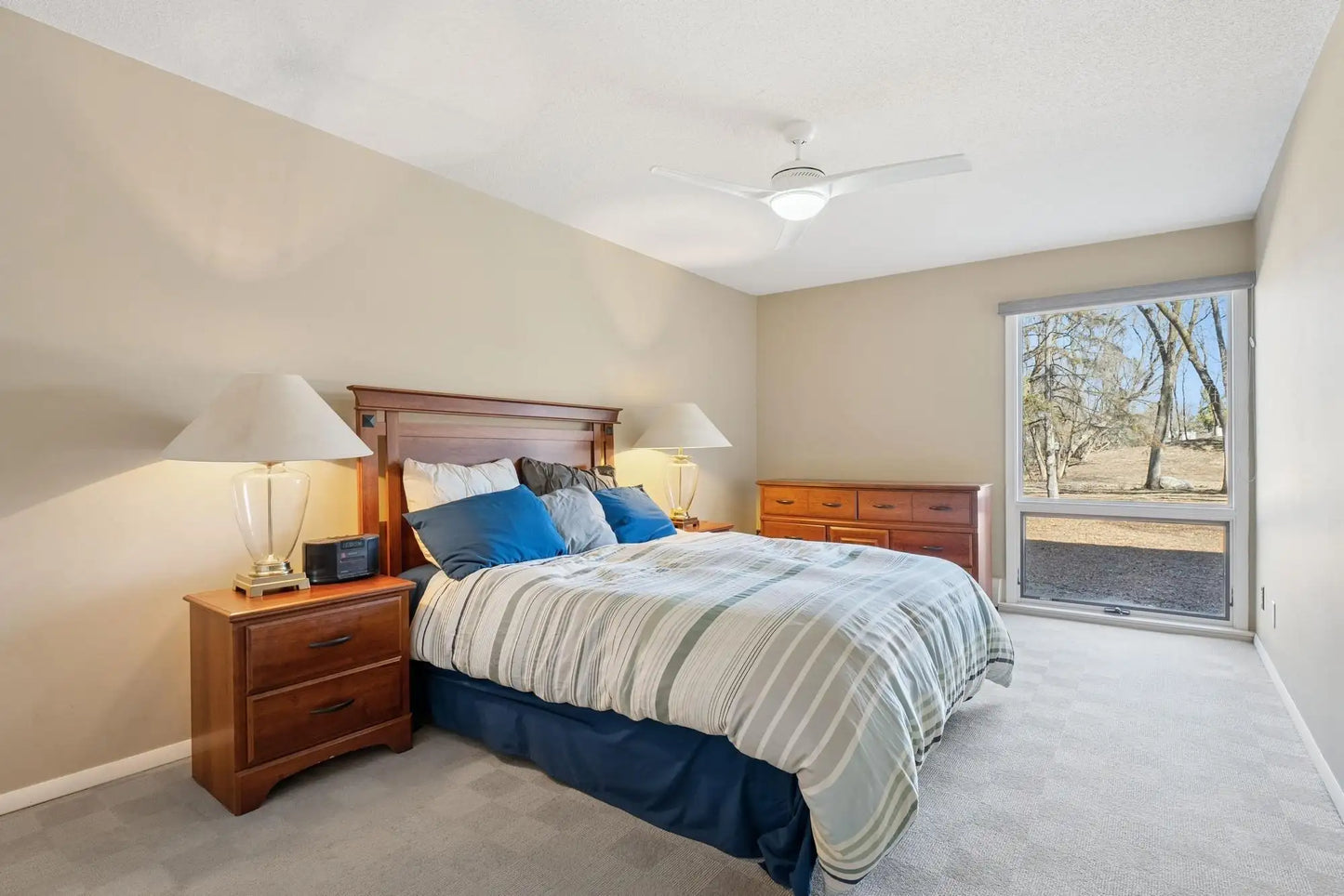 6075 Lincoln Drive, Edina, MN 55436