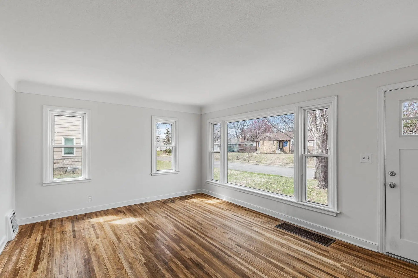 4930 Vincent Avenue, Minneapolis, MN 55430