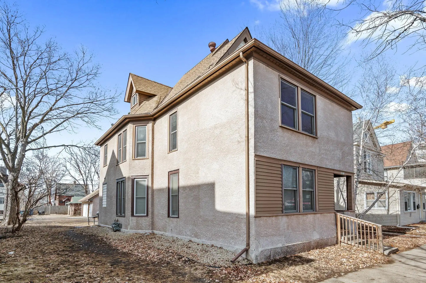 3020 Harriet Avenue, Minneapolis, MN 55408