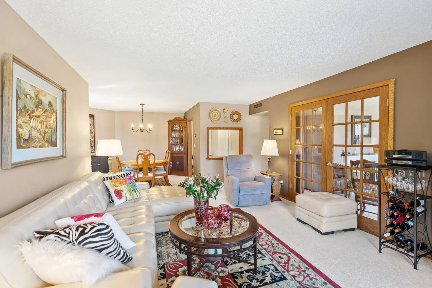 2220 Midland Grove Road, Roseville, MN 55113