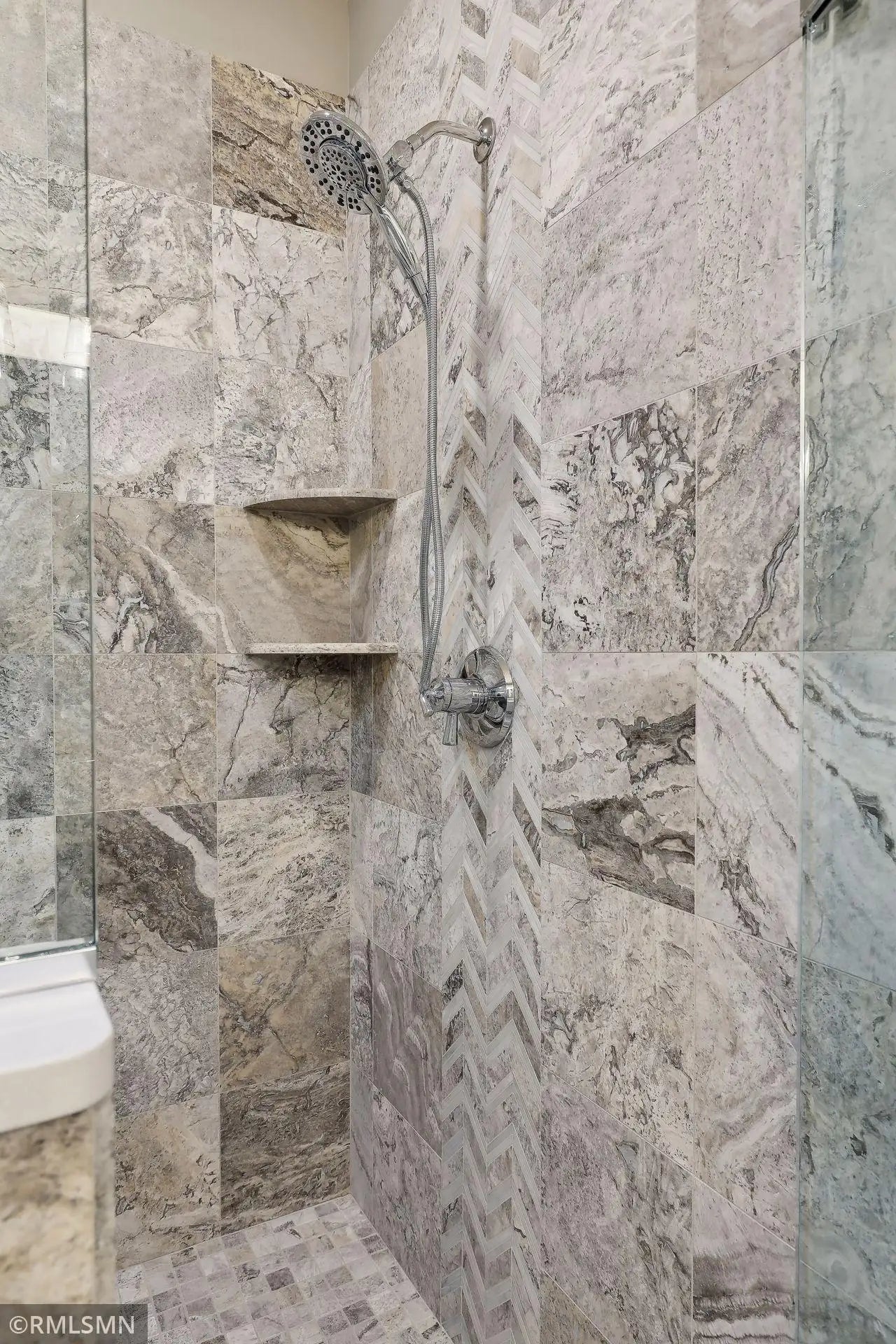 4104 Osprey Court, Prior Lake, MN 55372