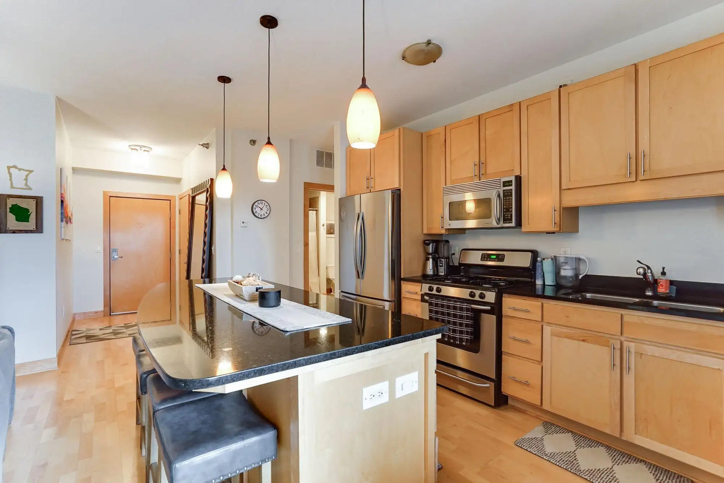 317 Groveland Avenue, Minneapolis, MN 55403