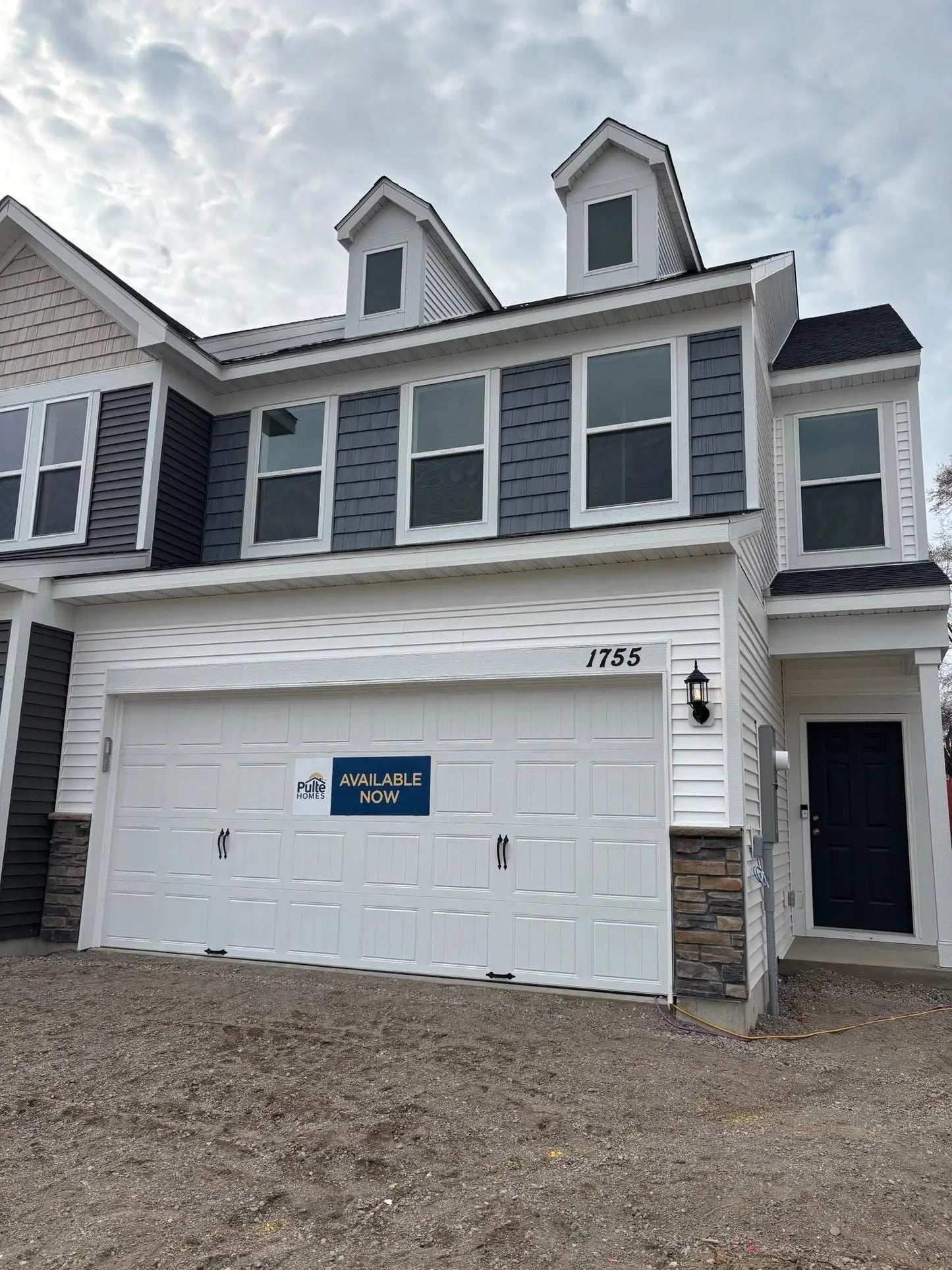 1755 Hauer Trail, Shakopee, MN 55379