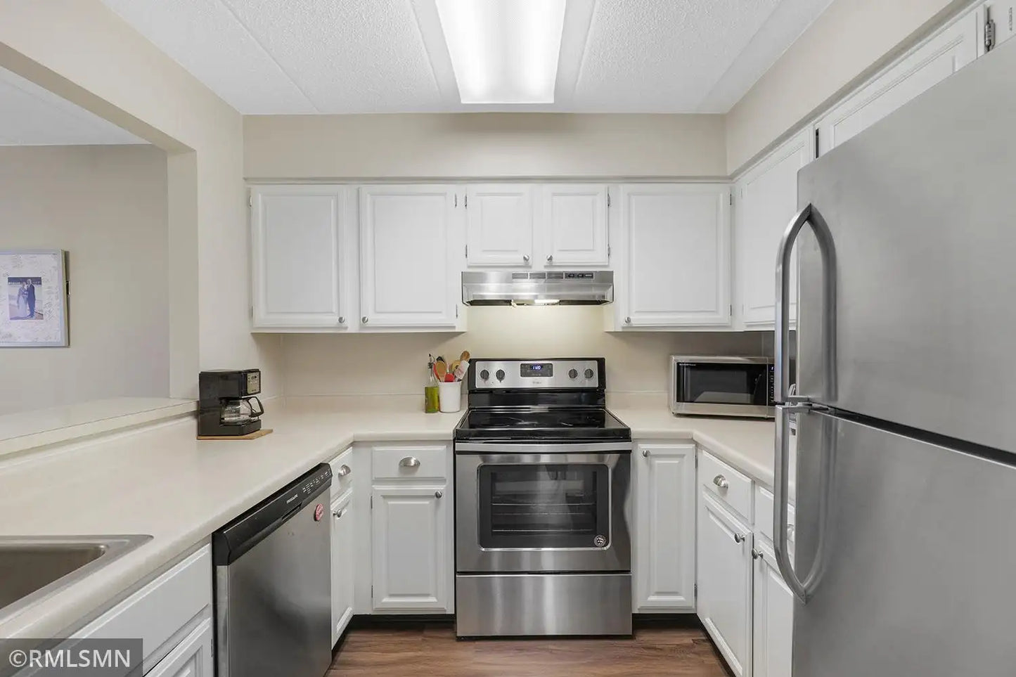 3300 Louisiana Avenue, Saint Louis Park, MN 55426
