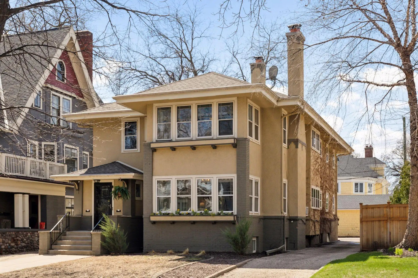 1770 Humboldt Avenue, Minneapolis, MN 55403