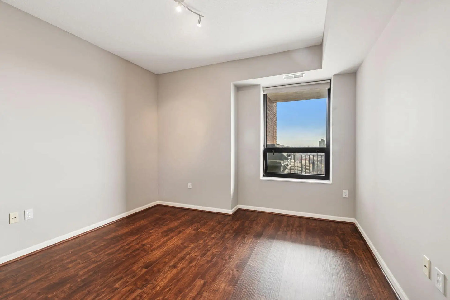 500 Grant Street, Minneapolis, MN 55404