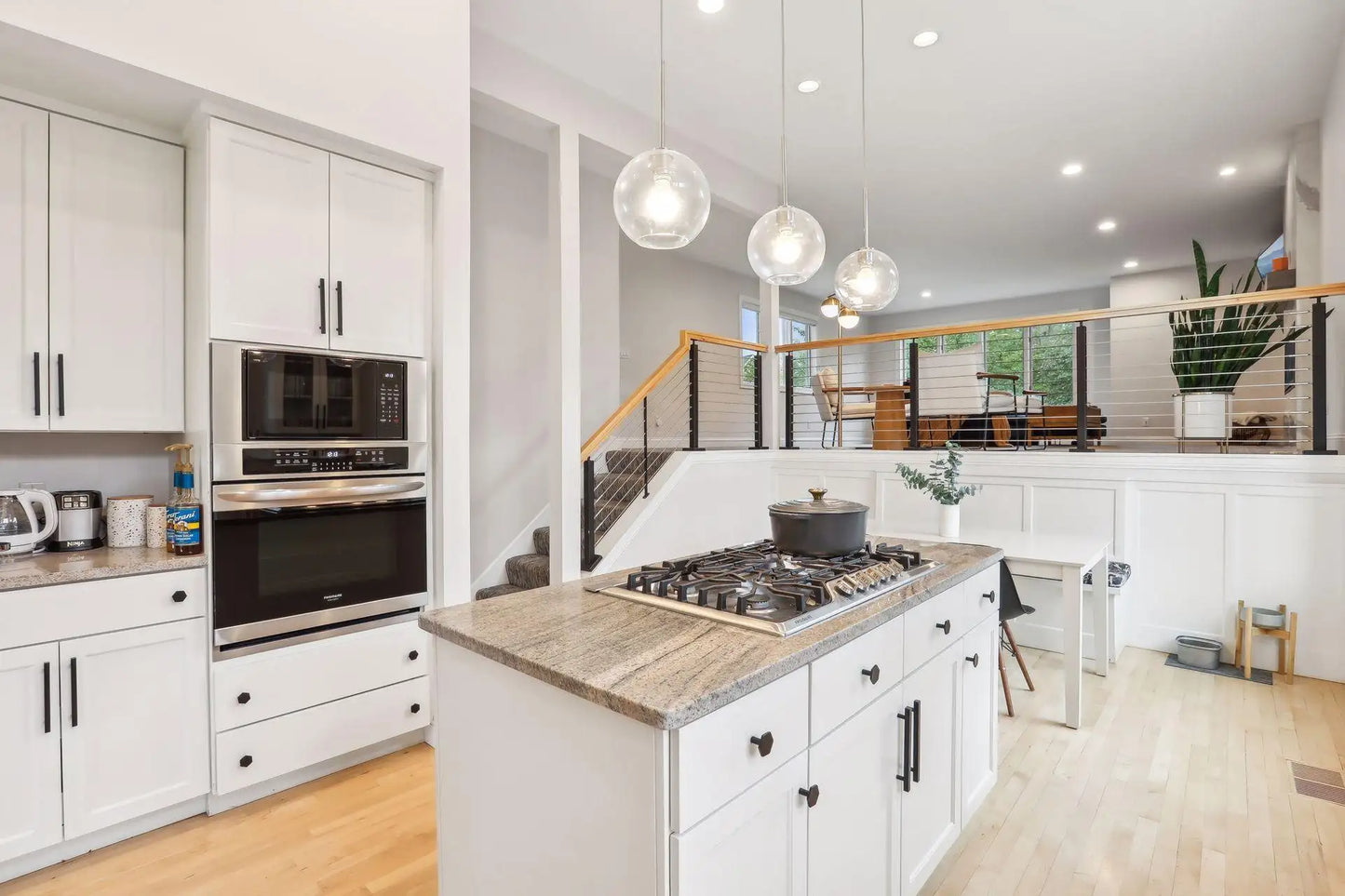 433 River Street, Minneapolis, MN 55401