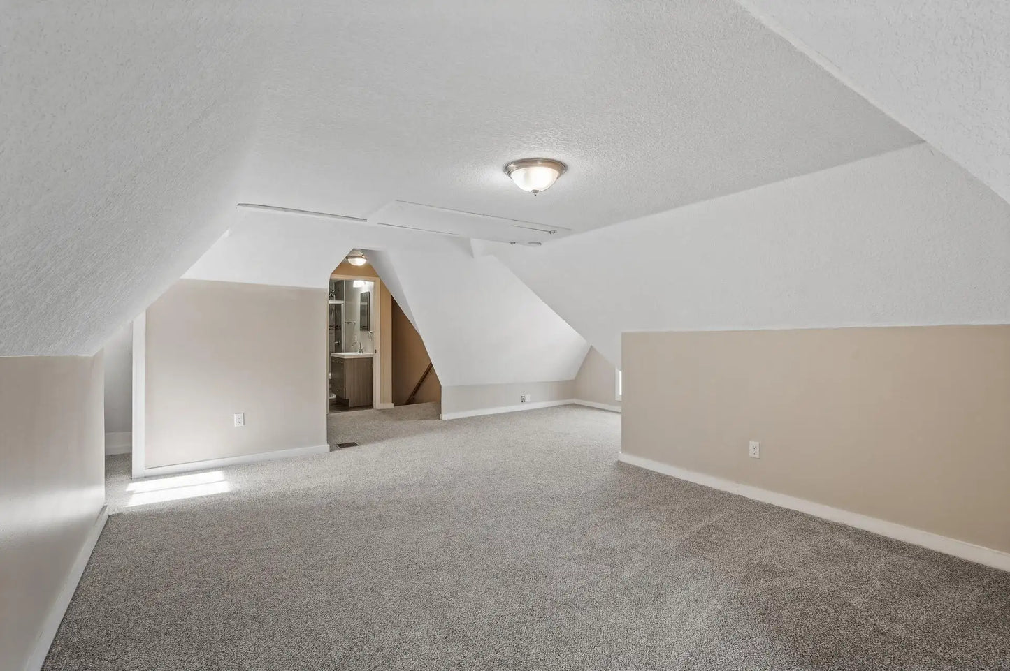 3020 Harriet Avenue, Minneapolis, MN 55408