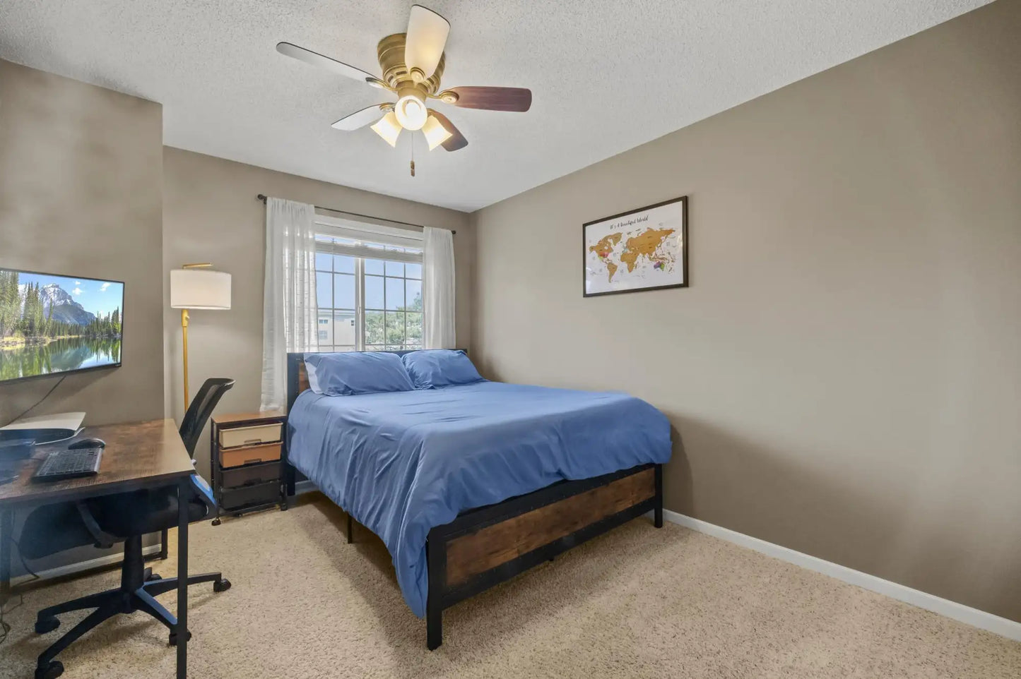 15027 Dunwood Trail, Apple Valley, MN 55124