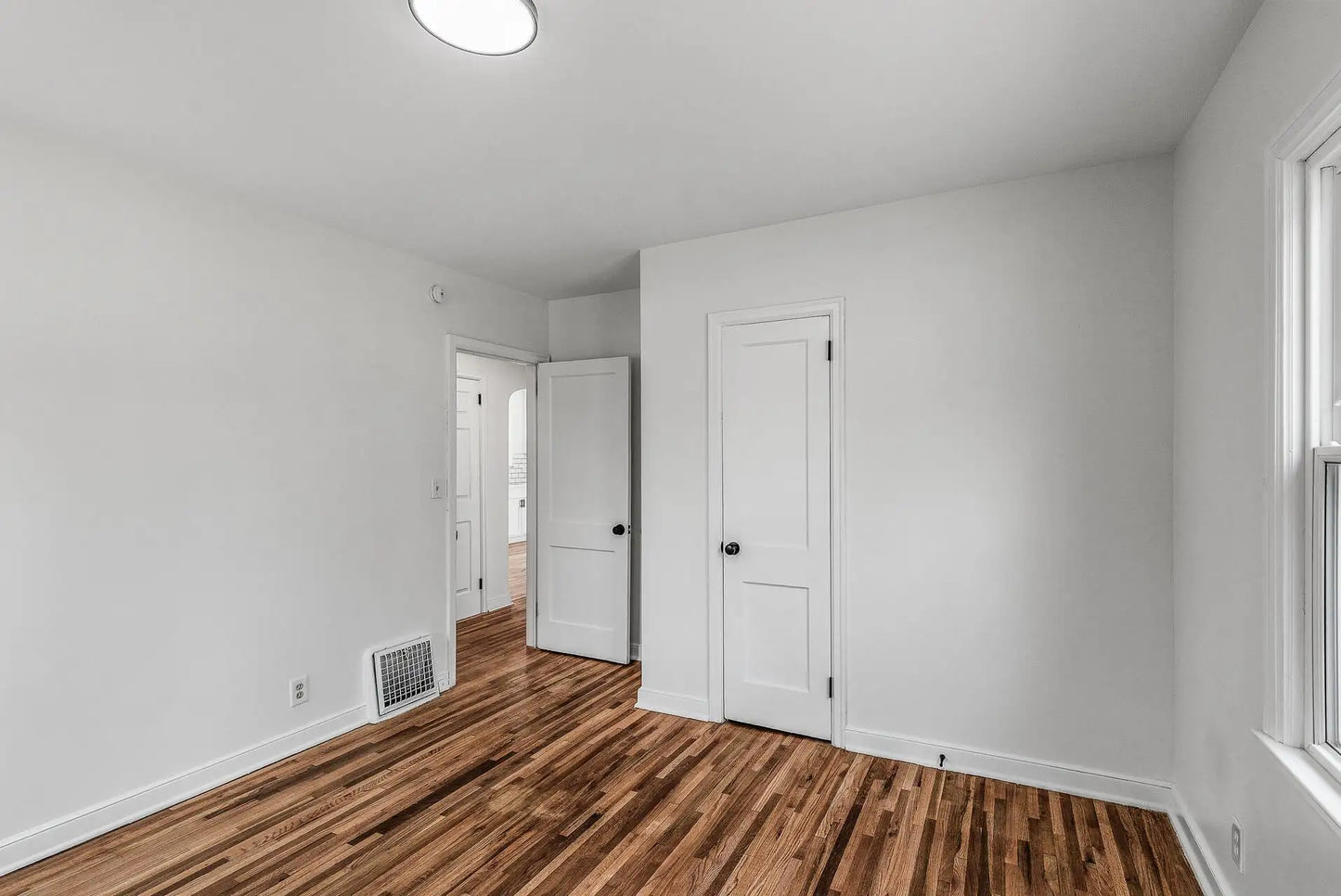 4930 Vincent Avenue, Minneapolis, MN 55430