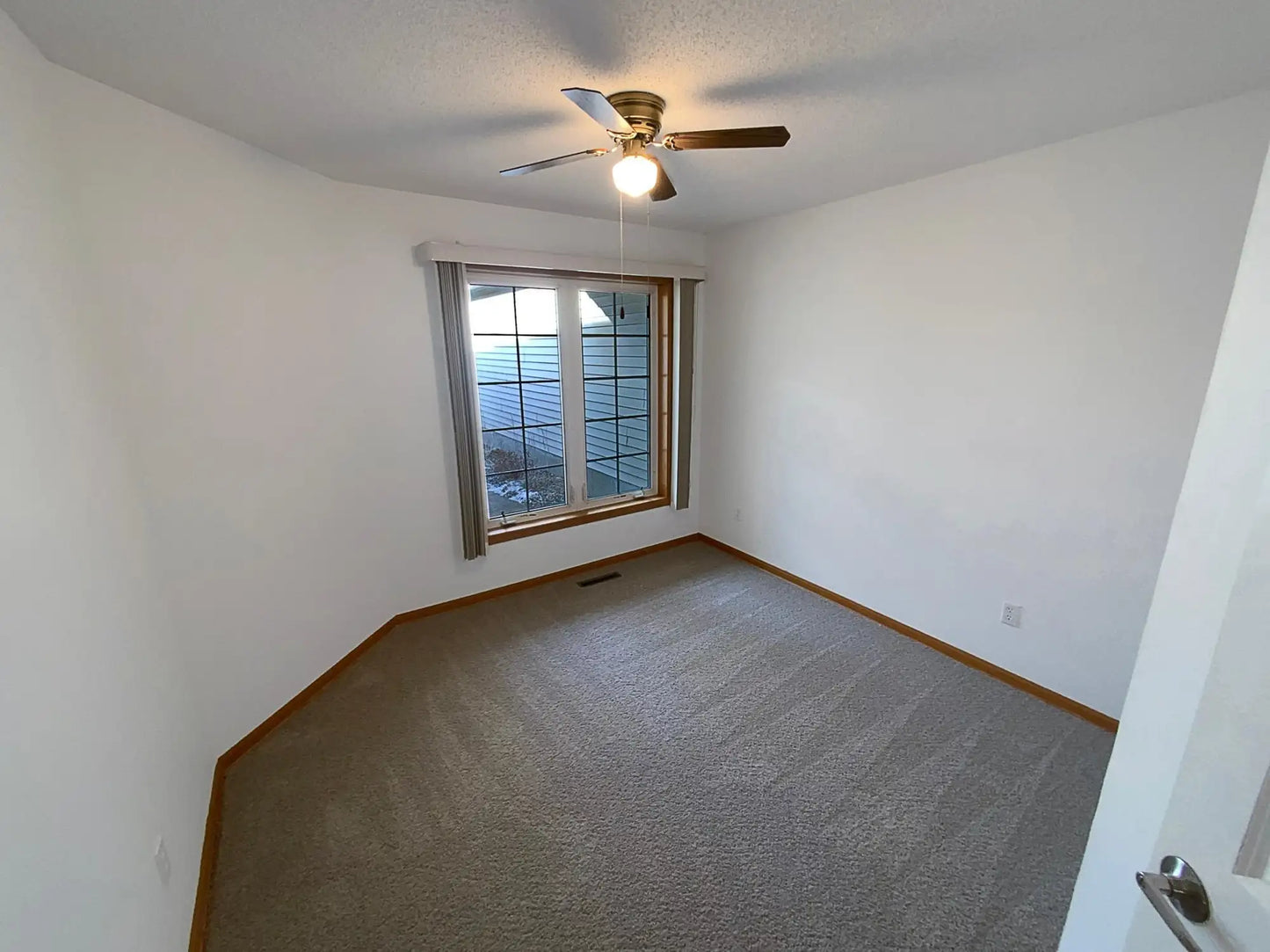 6306 Brook Lane, Savage, MN 55378
