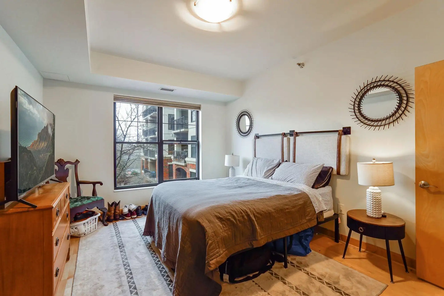 317 Groveland Avenue, Minneapolis, MN 55403
