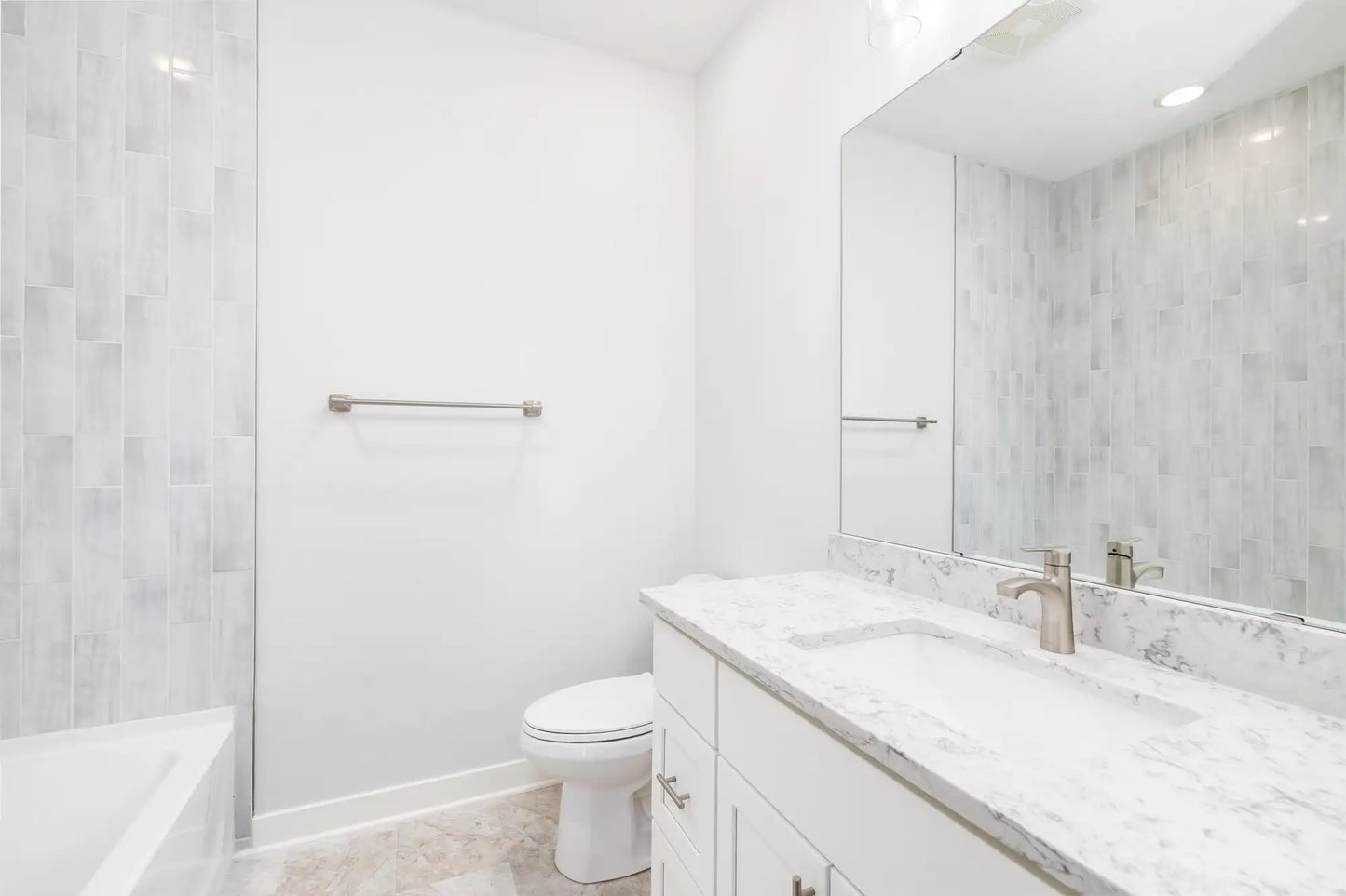 17949 Granite Court, Lakeville, MN 55044
