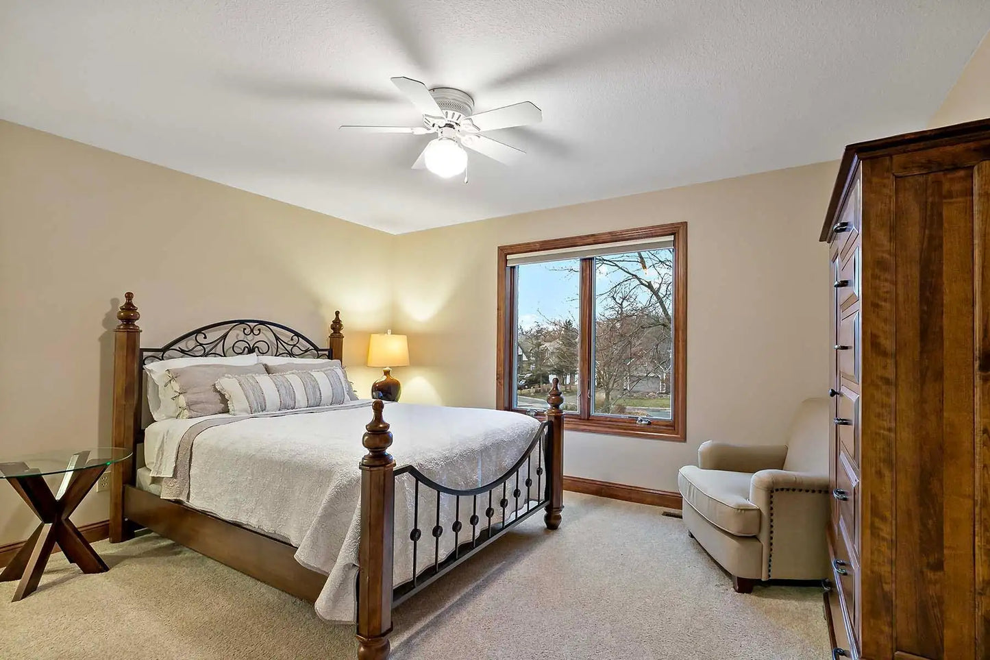 1504 Summit Oaks Court, Burnsville, MN 55337
