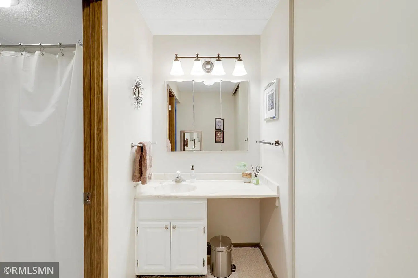 3300 Louisiana Avenue, Saint Louis Park, MN 55426
