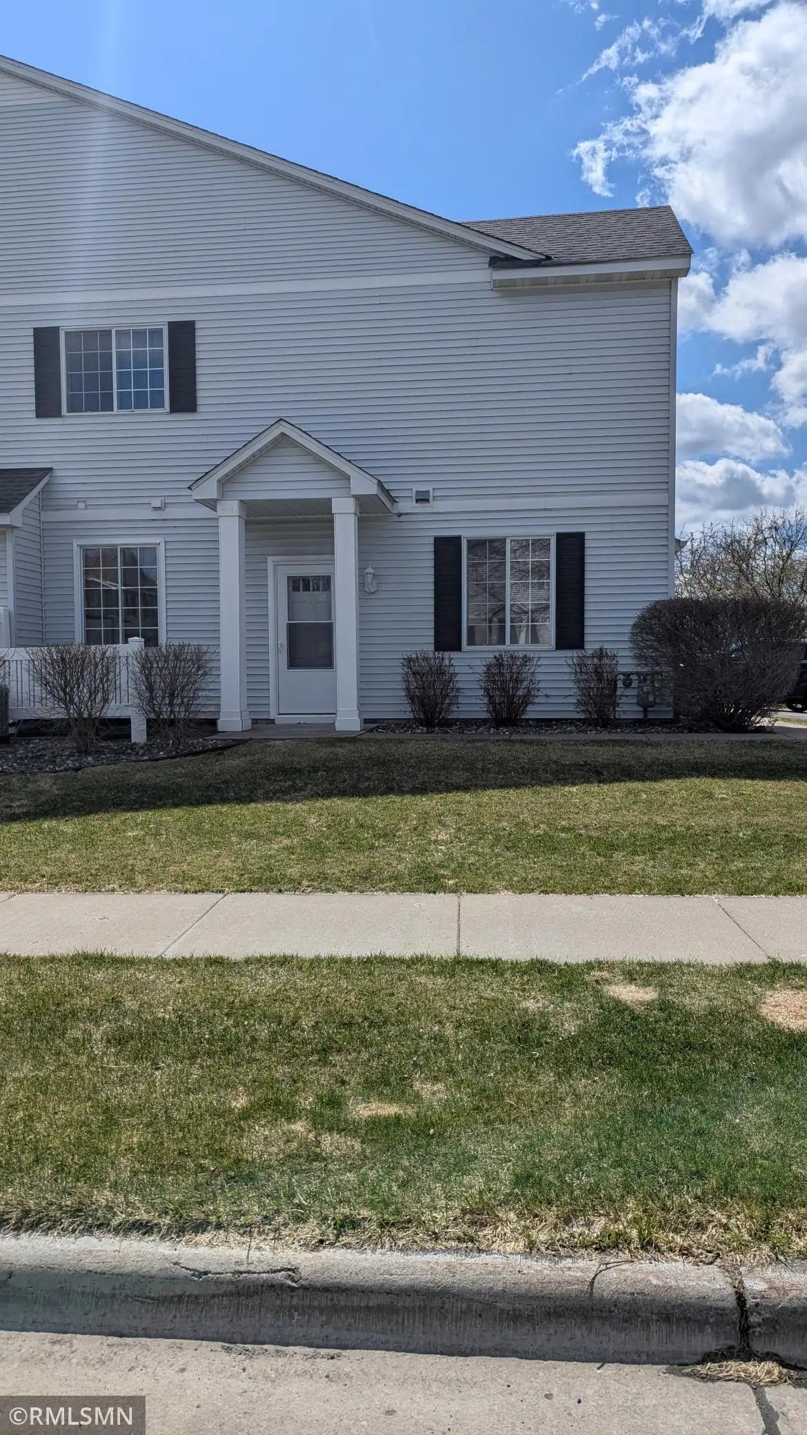 18061 96th Avenue, Maple Grove, MN 55311
