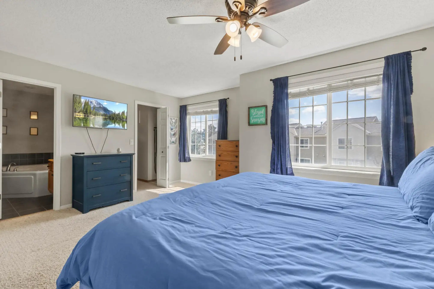 15027 Dunwood Trail, Apple Valley, MN 55124