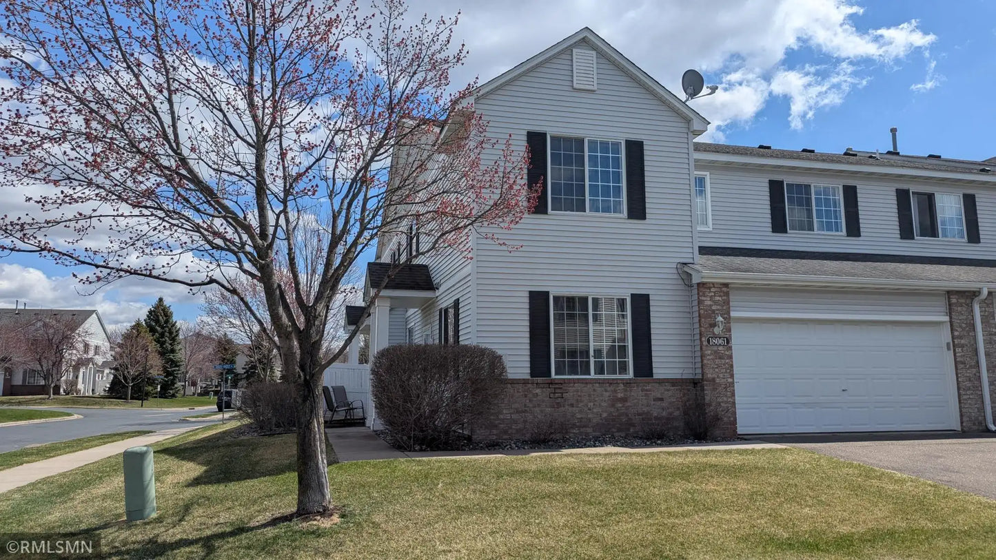 18061 96th Avenue, Maple Grove, MN 55311