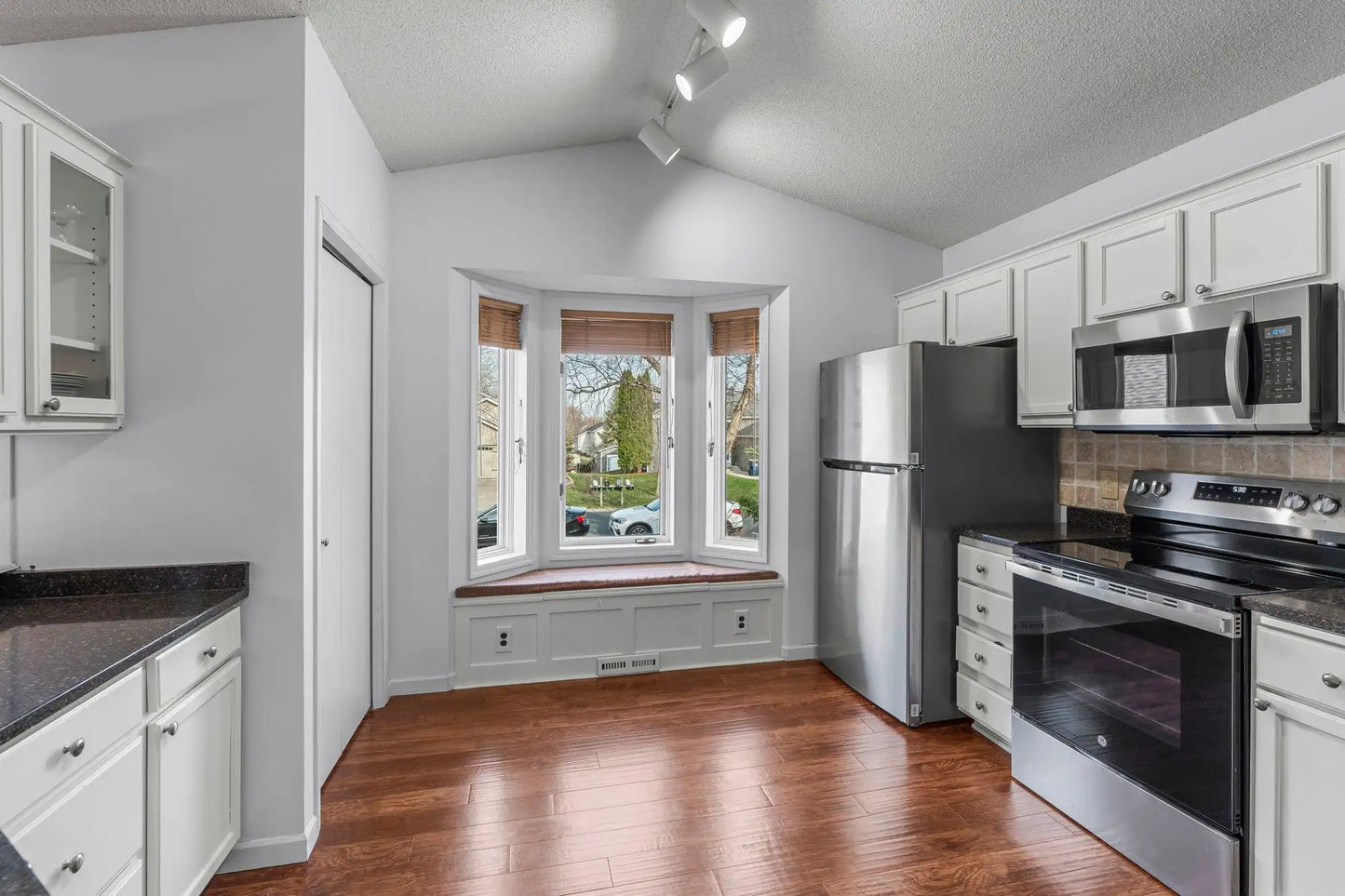 18855 Easton Avenue, Farmington, MN 55024