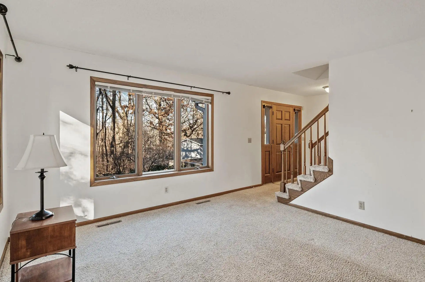 11155 Valley Creek Road, Woodbury, MN 55129