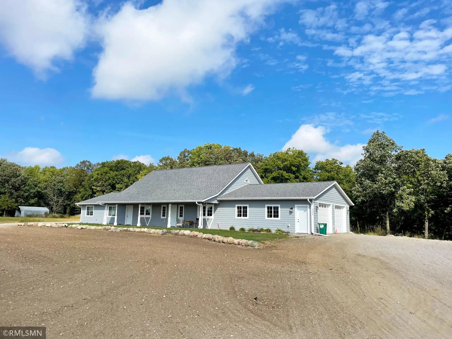 13796 State Highway 55 , Annandale, MN 55302