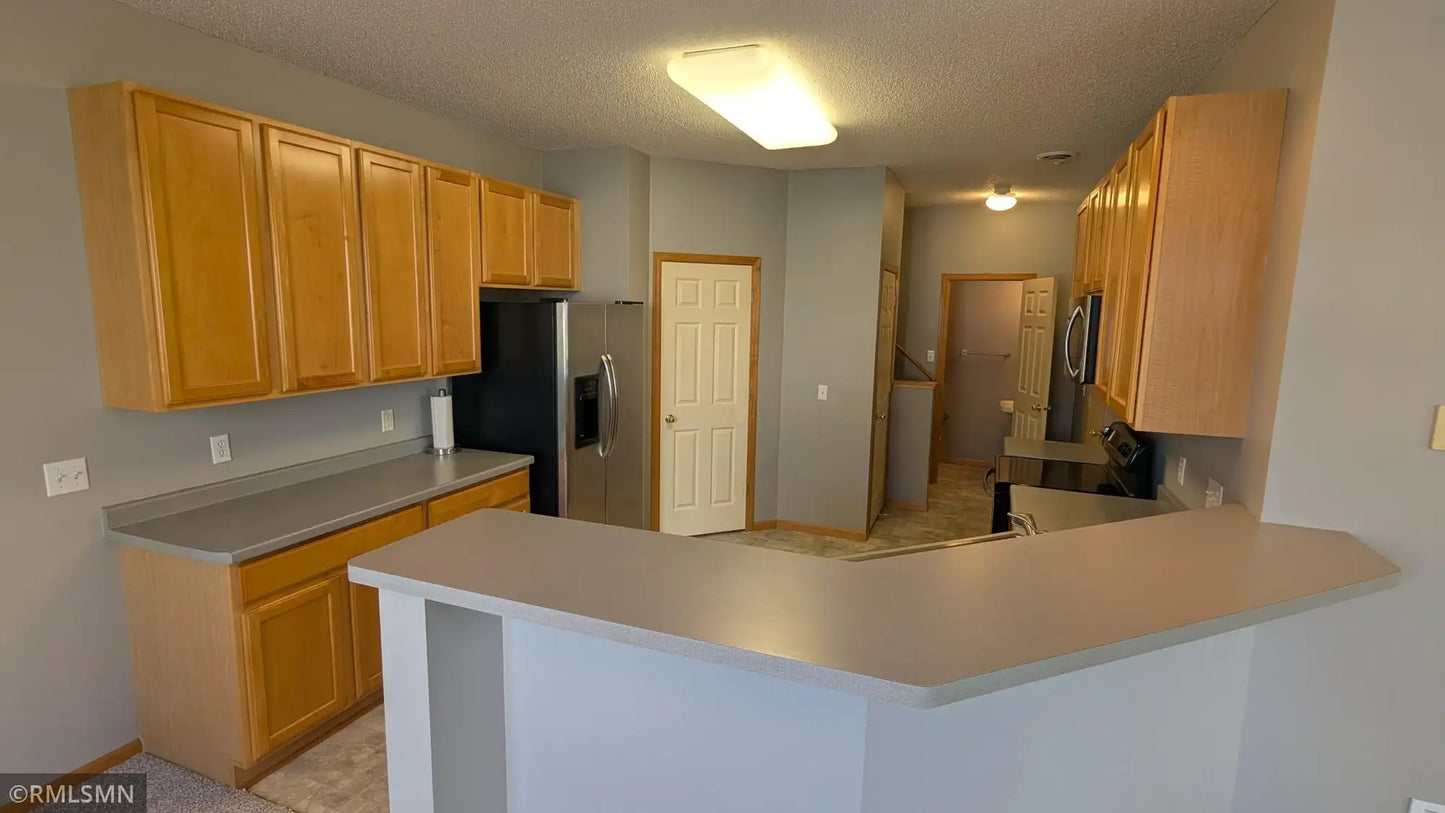 18061 96th Avenue, Maple Grove, MN 55311