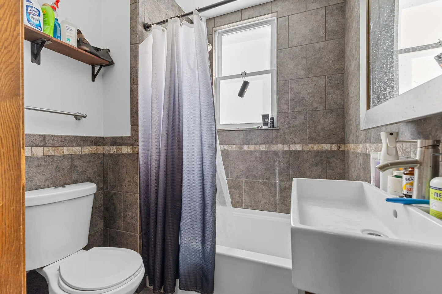 2707 Fremont Avenue, Minneapolis, MN 55408