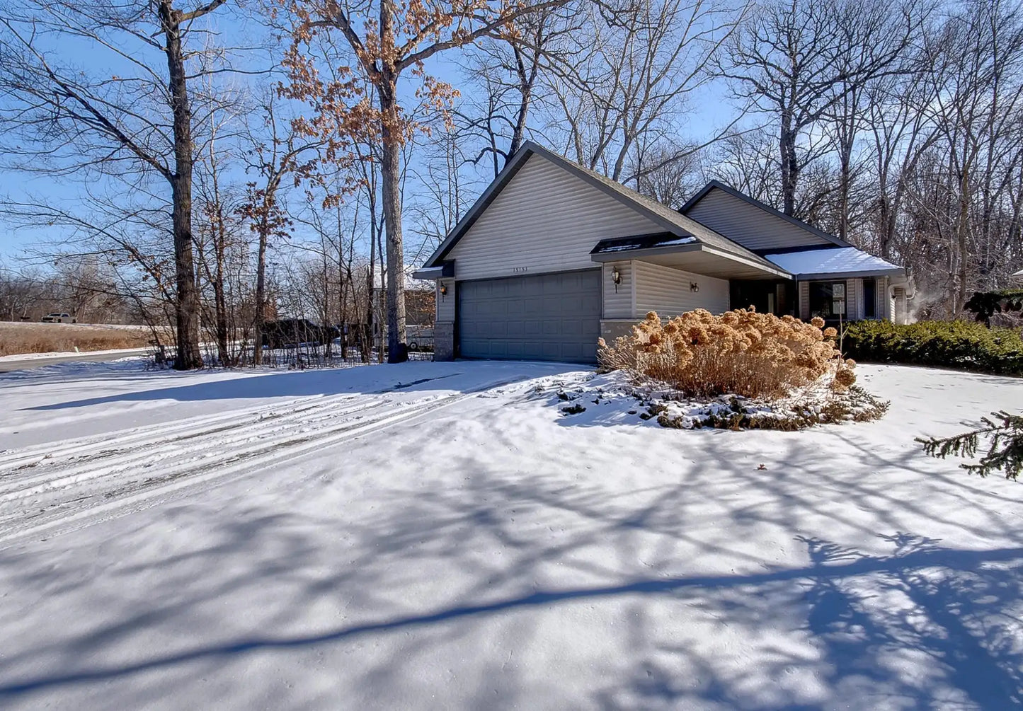 15153 Cates Lake Drive, Prior Lake, MN 55372