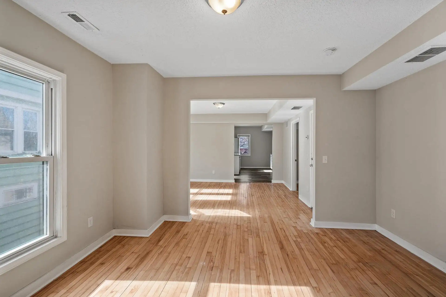 3020 Harriet Avenue, Minneapolis, MN 55408