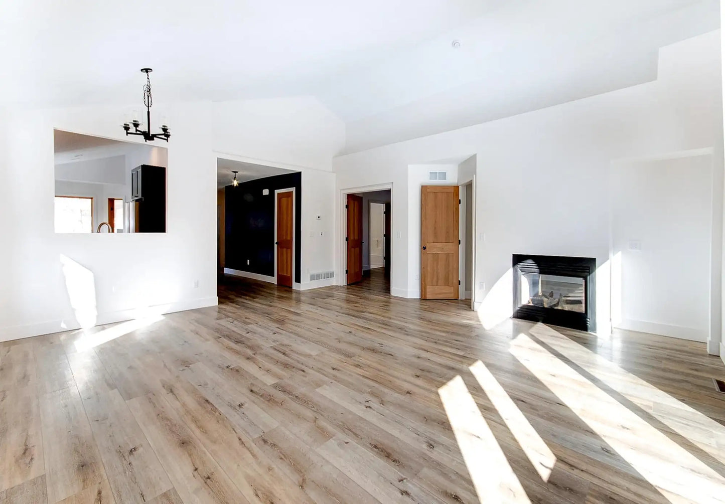 15153 Cates Lake Drive, Prior Lake, MN 55372