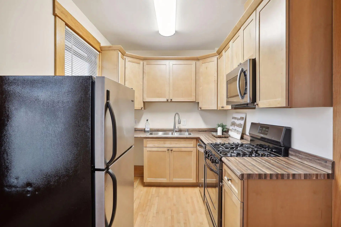 2733 Columbus Avenue, Minneapolis, MN 55407
