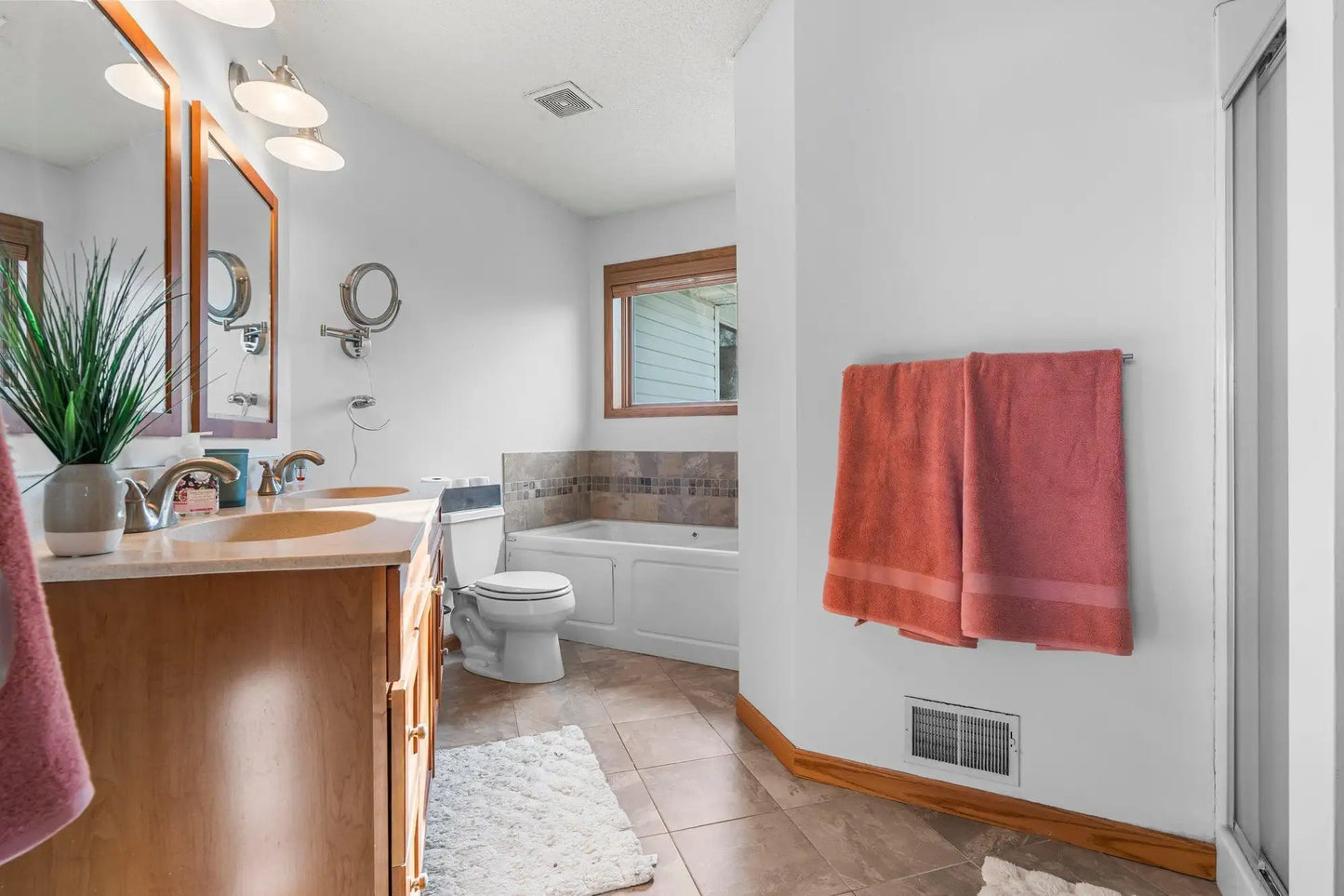 18855 Easton Avenue, Farmington, MN 55024