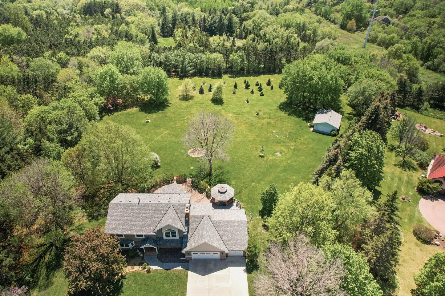 4864 Crown Lane, Woodbury, MN 55129