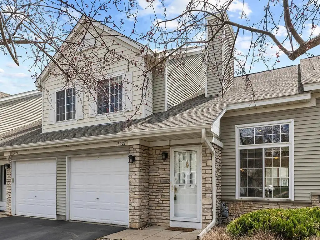 15027 Dunwood Trail, Apple Valley, MN 55124