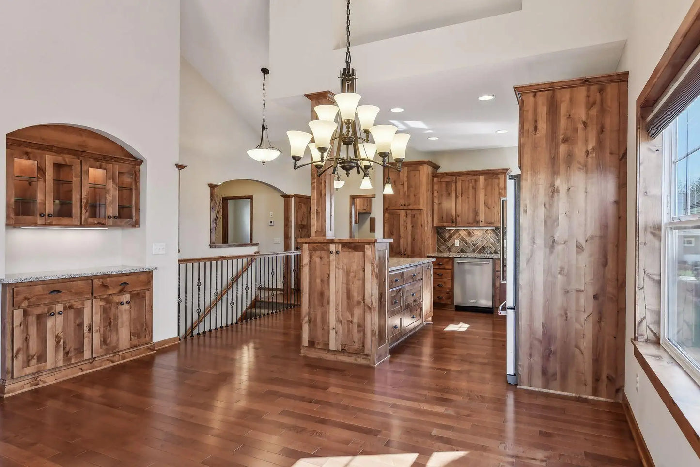524 Roanoke Court, Waconia, MN 55387