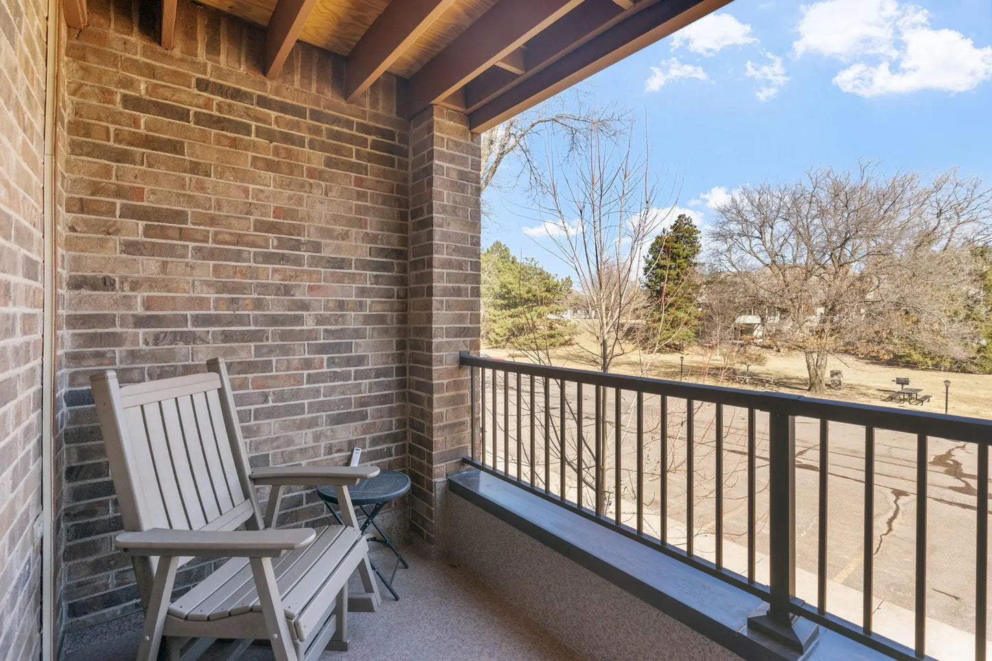 2220 Midland Grove Road, Roseville, MN 55113