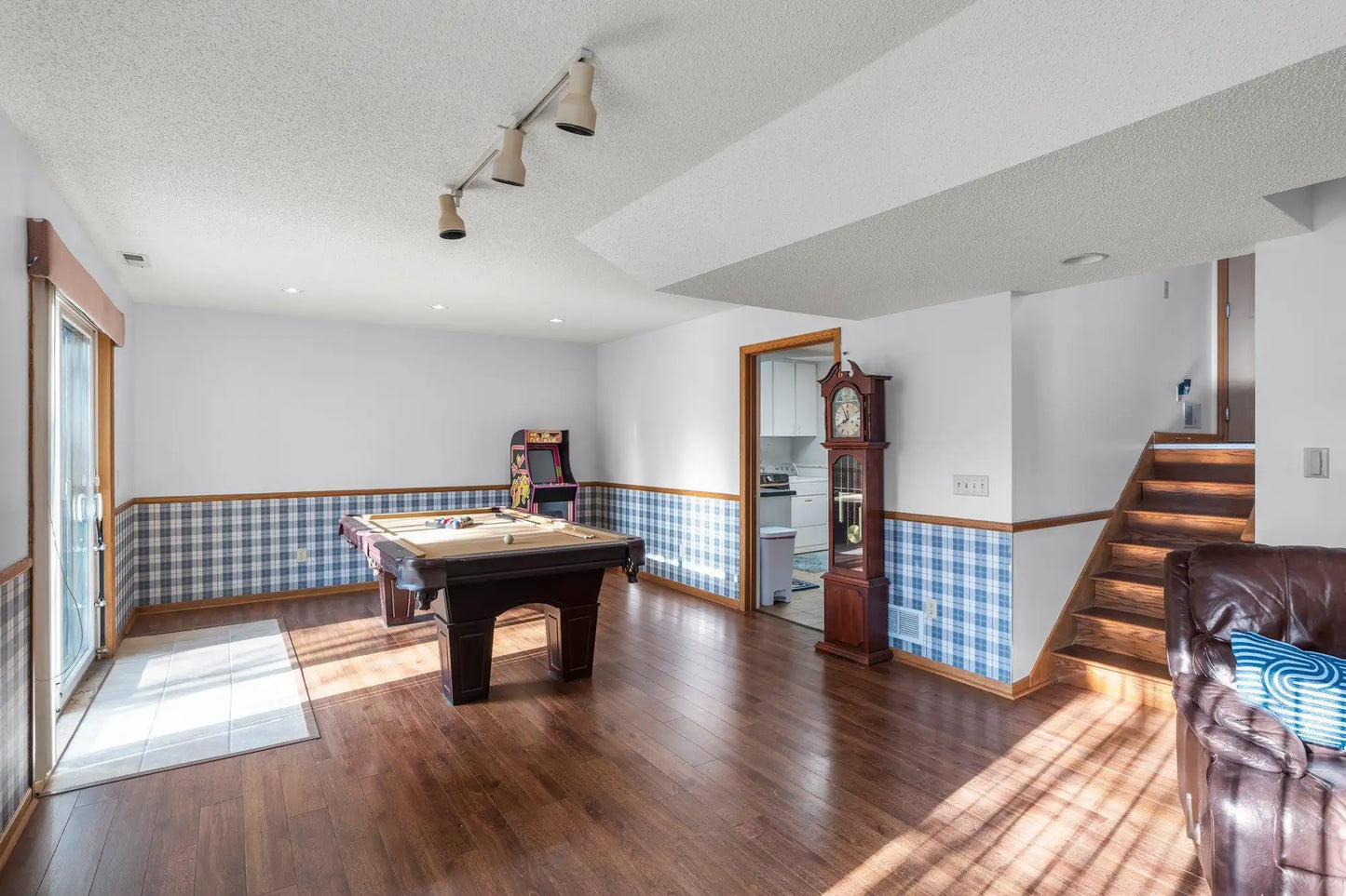 18855 Easton Avenue, Farmington, MN 55024