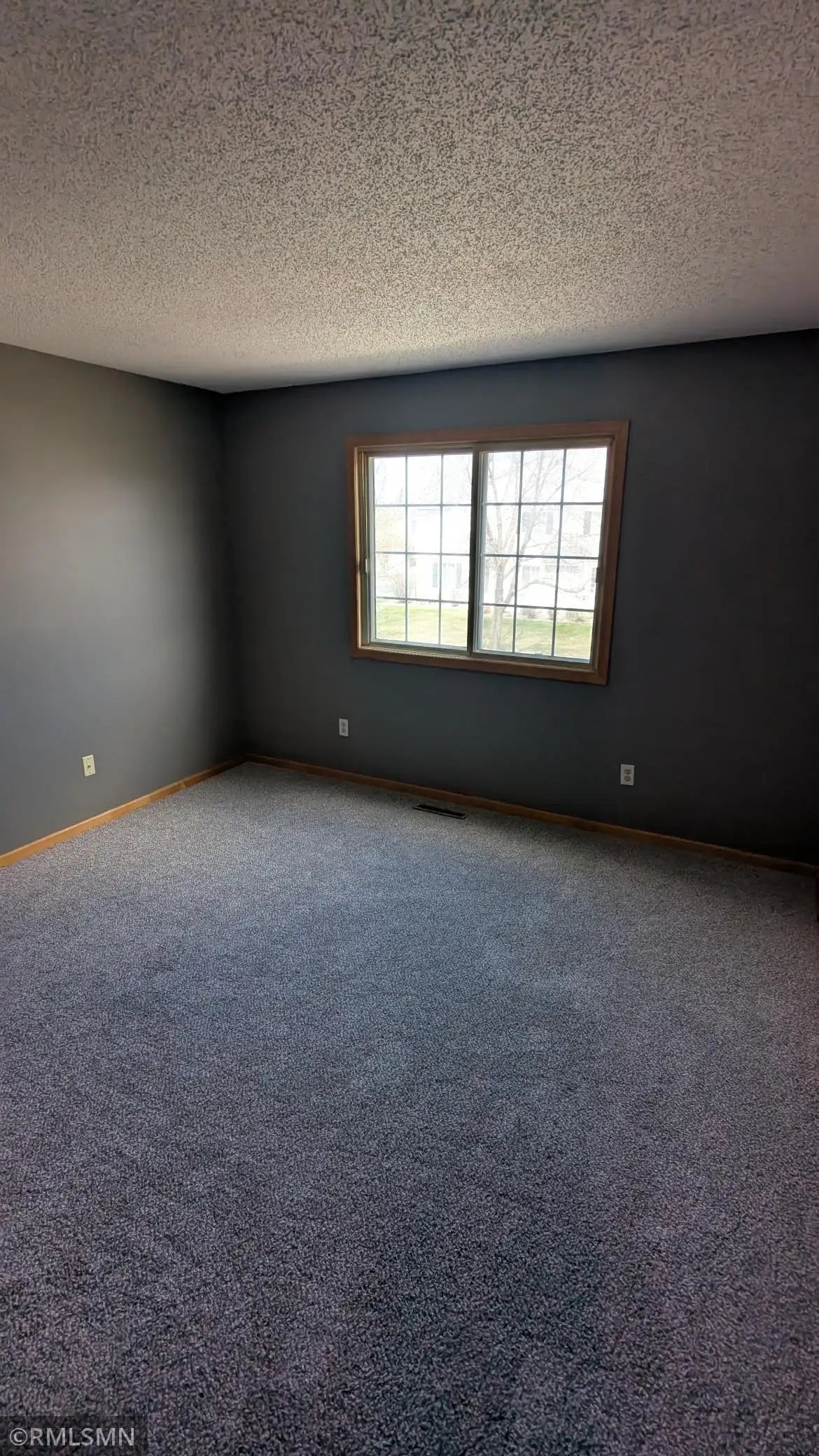 18061 96th Avenue, Maple Grove, MN 55311