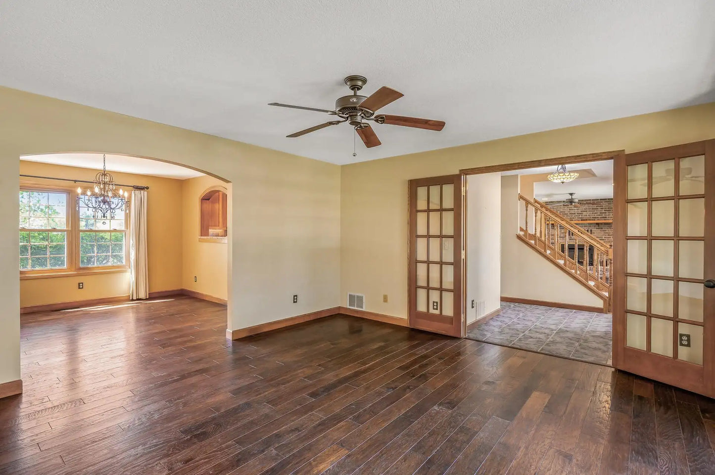 4864 Crown Lane, Woodbury, MN 55129